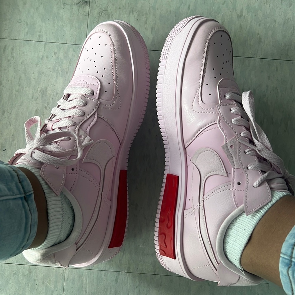 WMNS AIR FORCE 1 FONTANKA